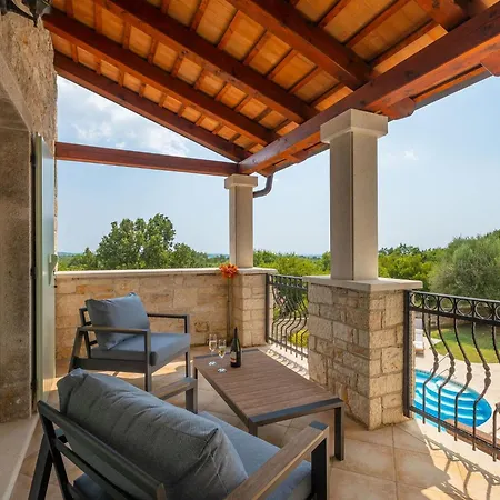 Vakantiehuis By Interhome *