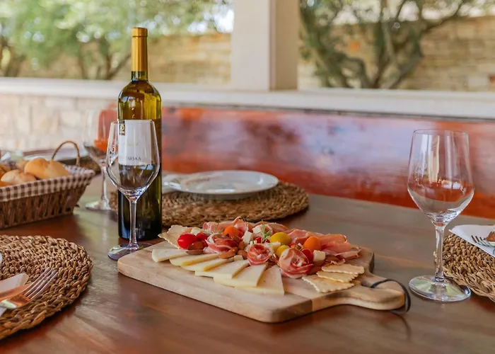 By Interhome Vosteni