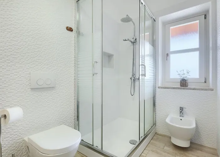 By Interhome Vosteni