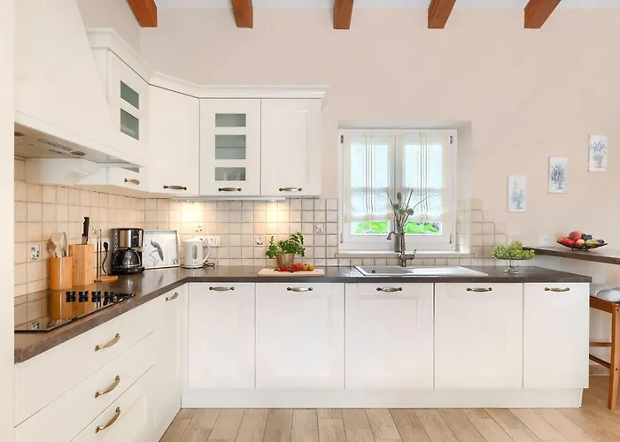 By Interhome Vakantiehuis Vošteni