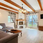 By Interhome Prázdninový dům Vošteni