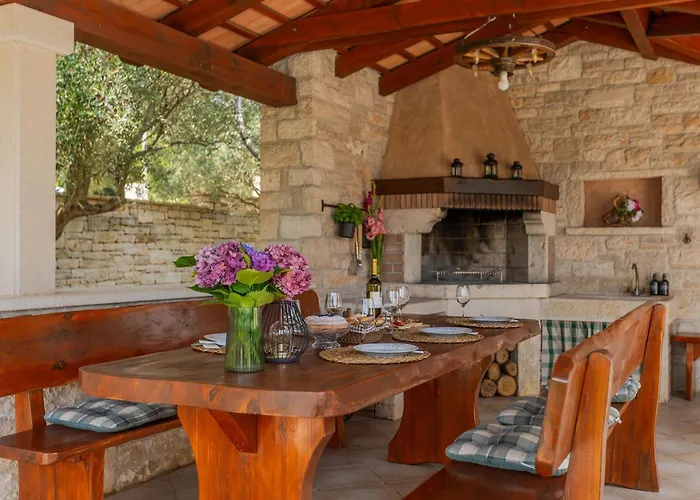 By Interhome Prázdninový dům Vošteni