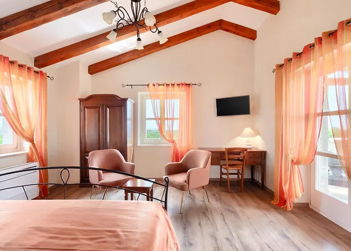 By Interhome * Vošteni